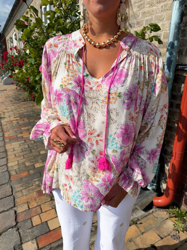 Jennifer Blus - Flower Pink