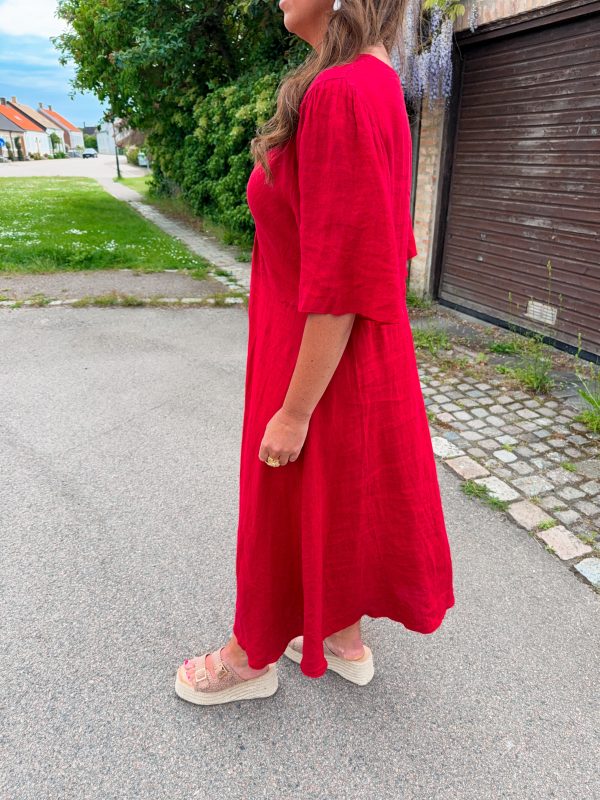 Vera Linneklänning - Röd - Bild 3