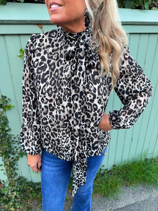 Långärmad Festblus - Leopard
