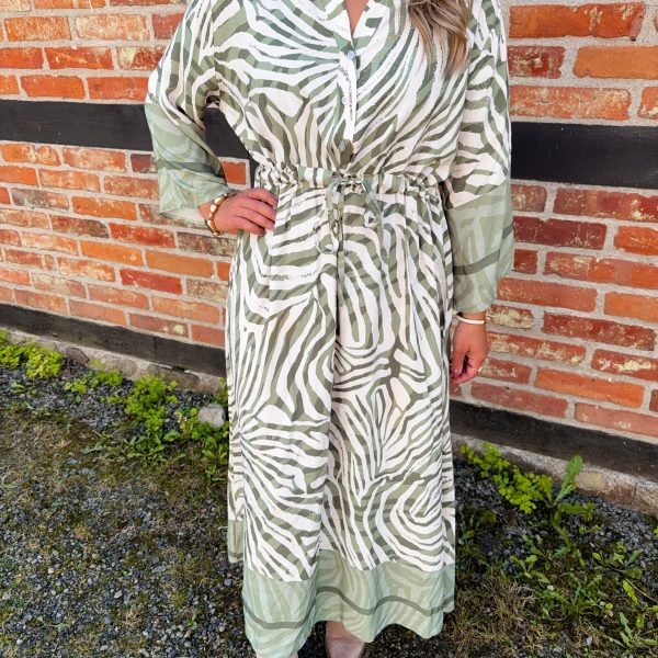 Viskosklänning - Grön Zebra