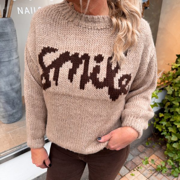 Stickad Tröja - Smile - Brun