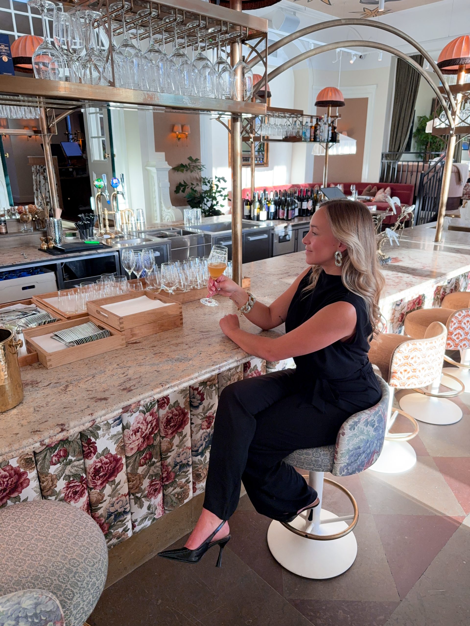 Byxdress - Svart - Bild 4