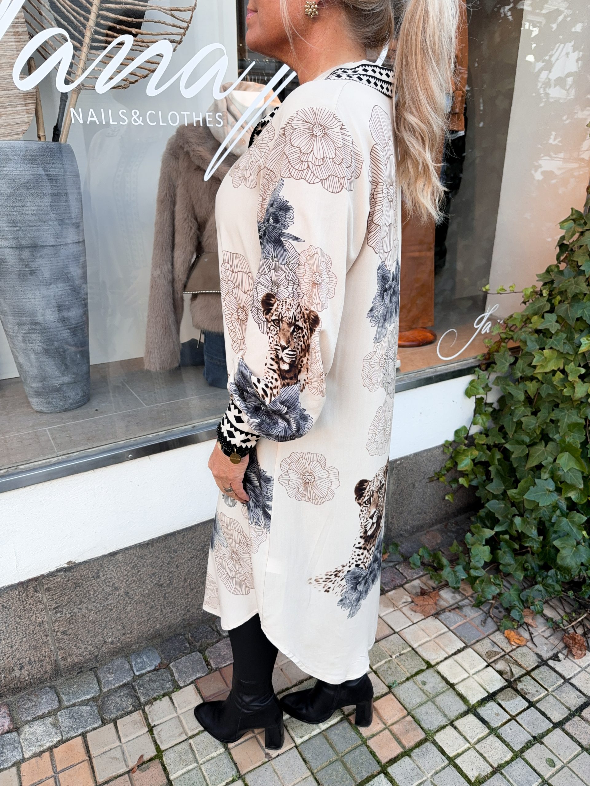 Skjortklänning - Mönstrad Beige - Bild 3