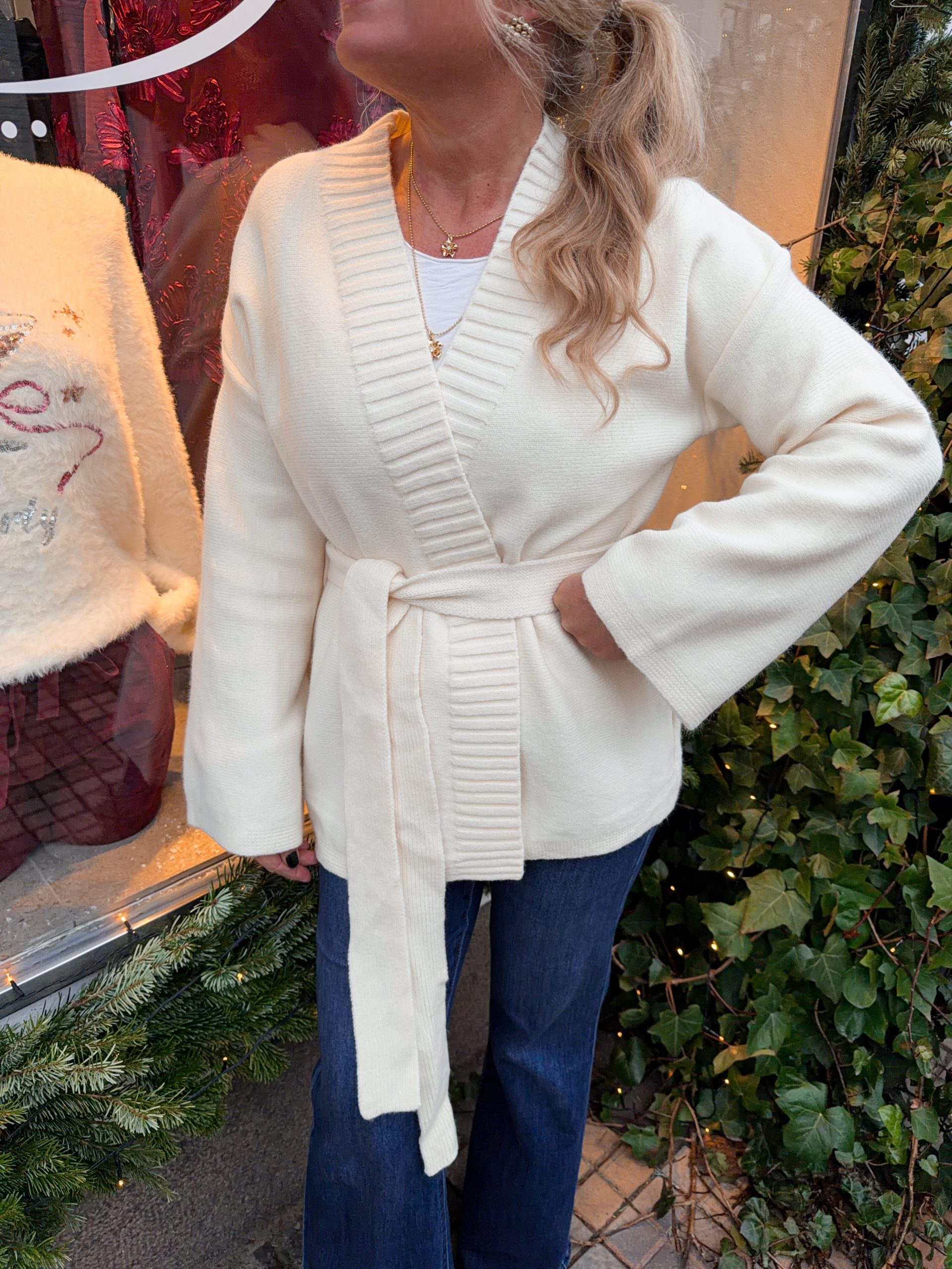 Finstickad Kofta - Cream