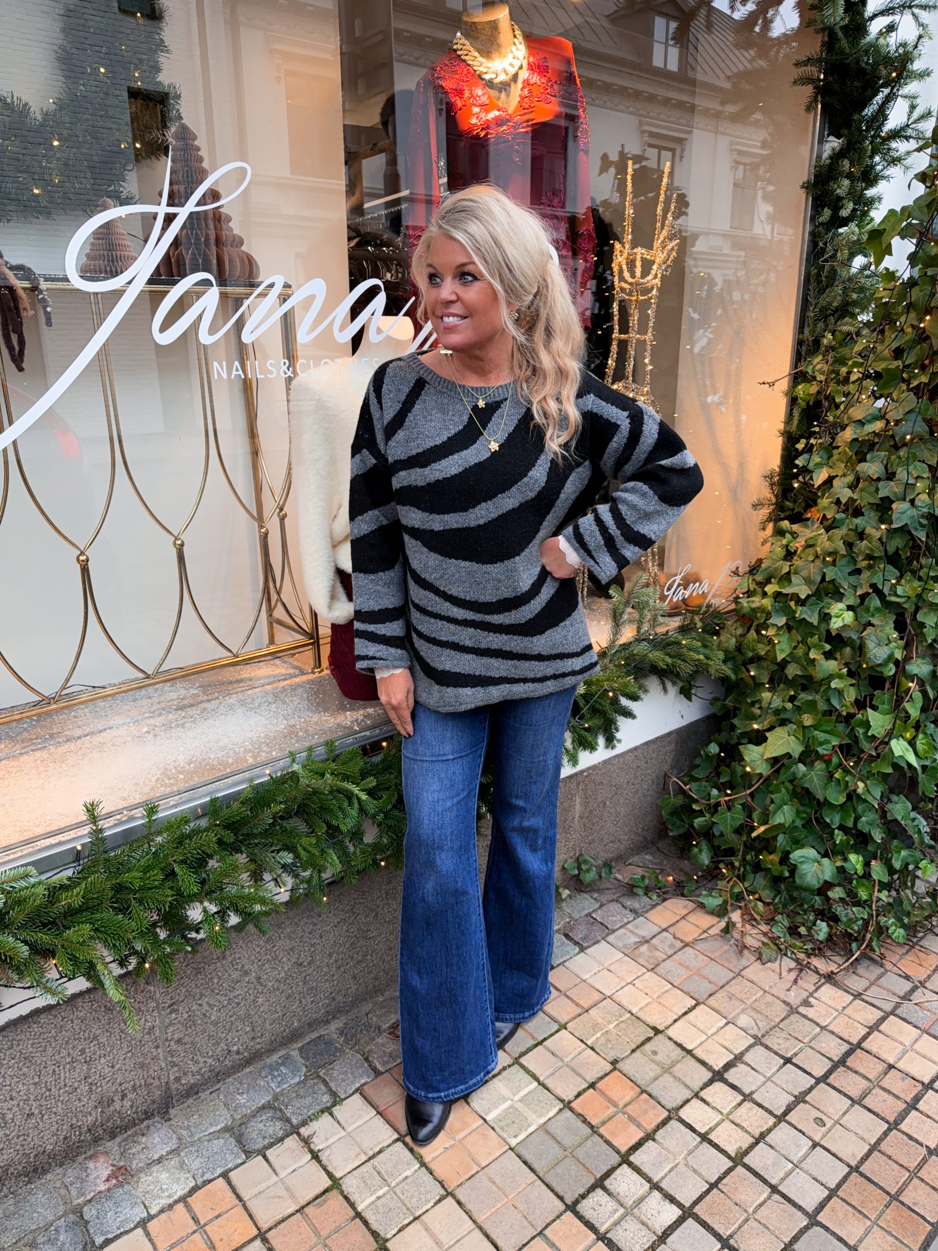 Stickad Tröja - Grå/Svart - Bild 2