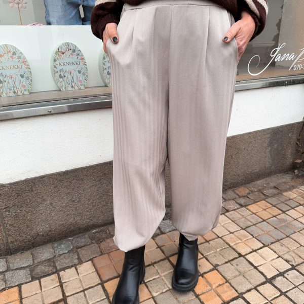 Beige Tunnare Ballongbyxa