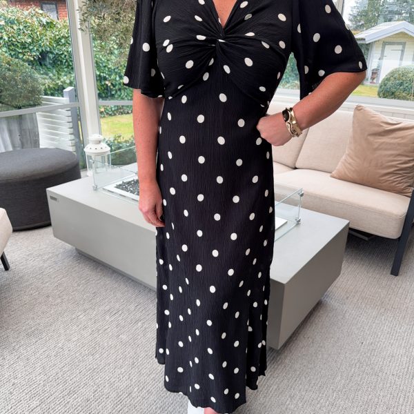 Prickig Knytklänning - Svart