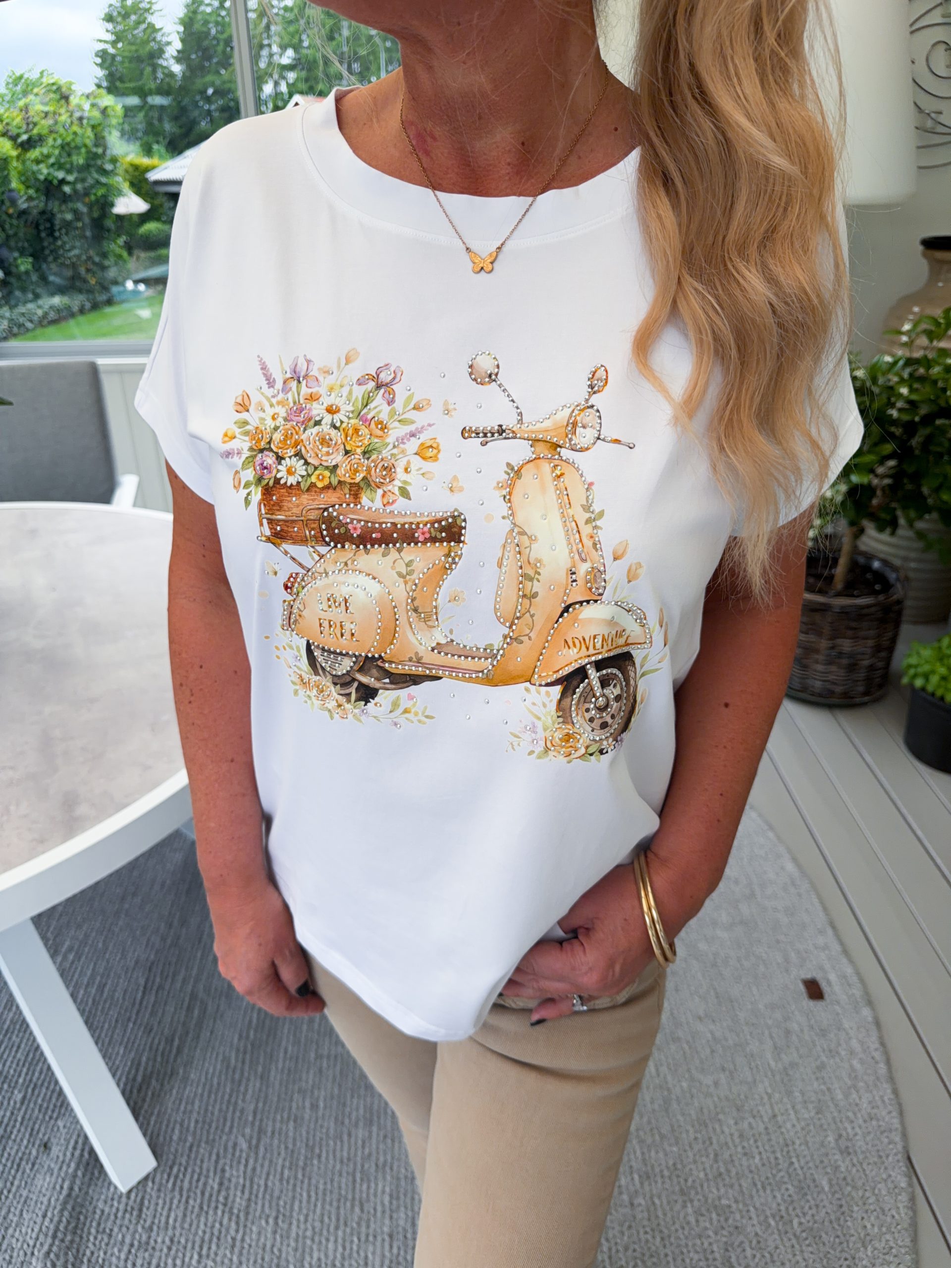 Vit T-Shirt - Yellow Vespa