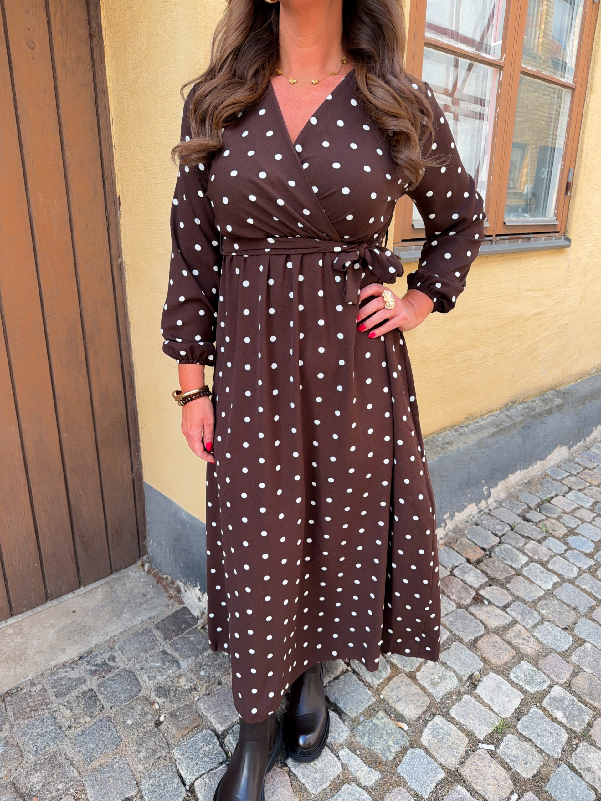 Prickig Långklänning - Brun