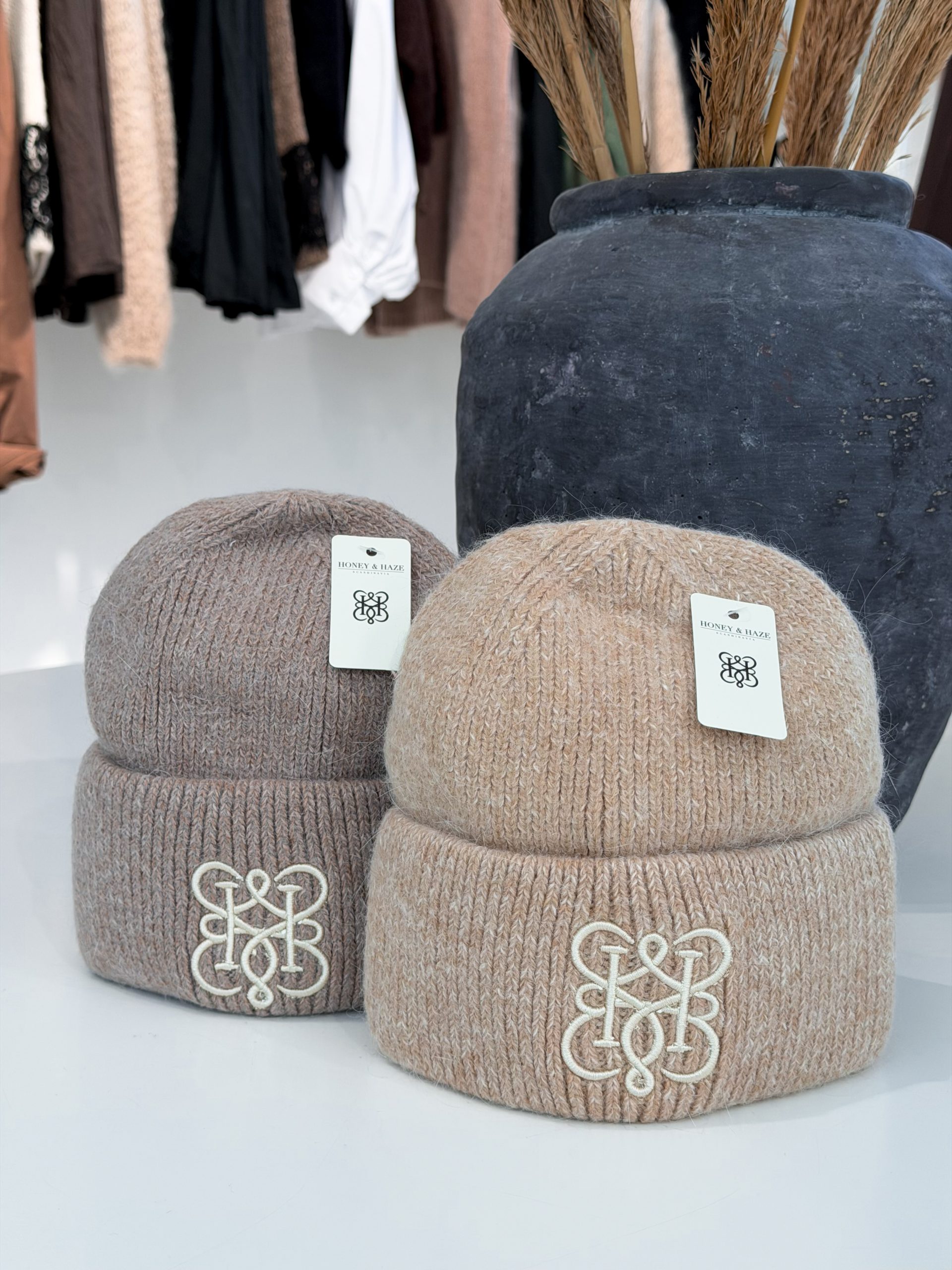 Aveline - Signature Beanie - Beige - Bild 2