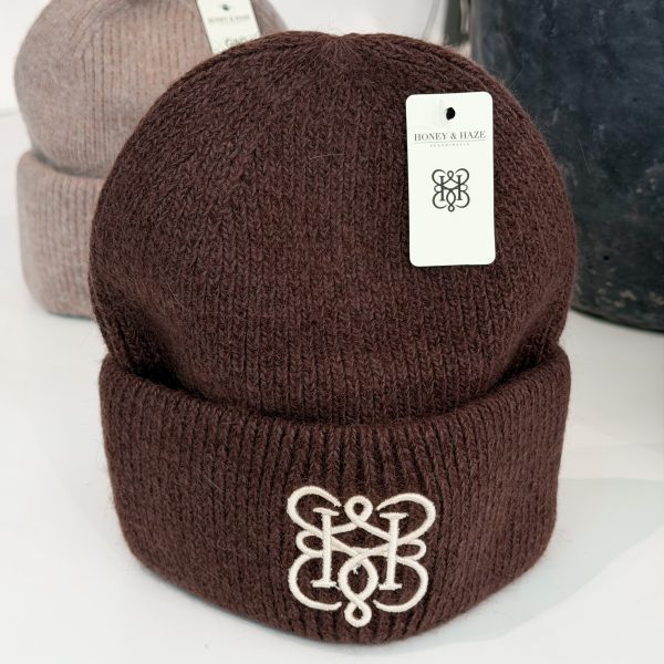 Aveline - Signature Beanie - Brown