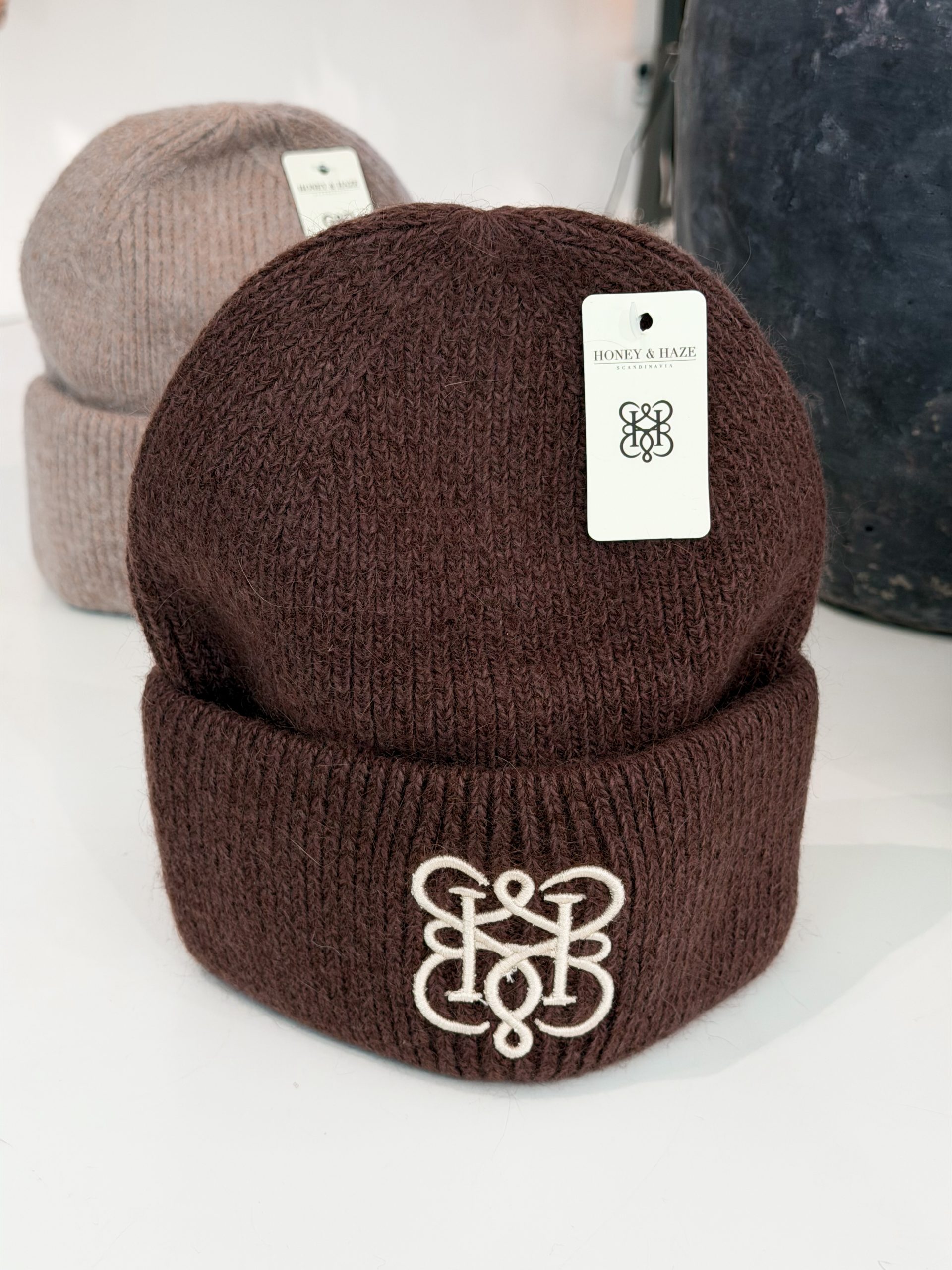 Aveline - Signature Beanie - Brown