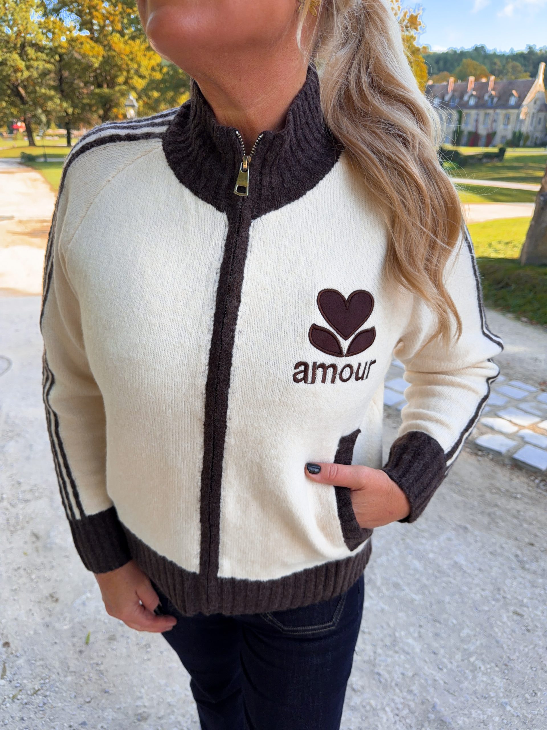 Stickad Kofta - Amour - Cream