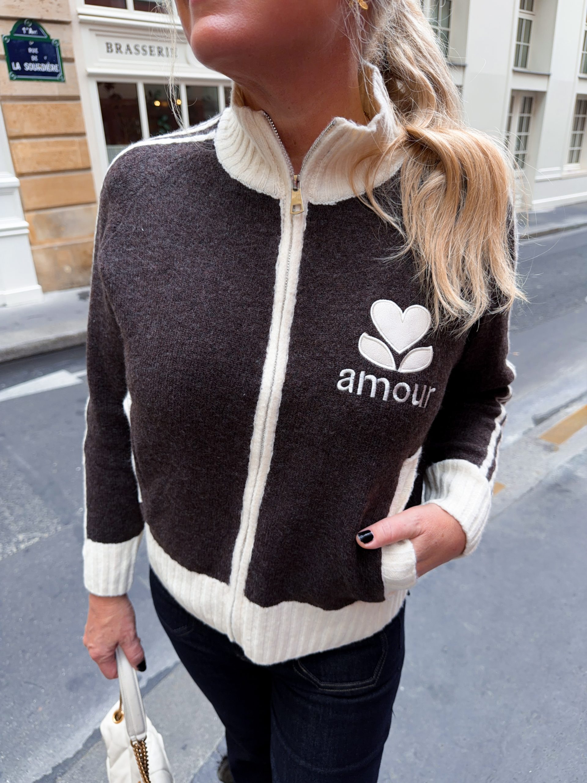 Stickad Kofta - Amour - Brun